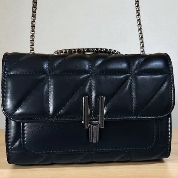 Black Quilted Chain Shoulder Bag with Red Interior – Elegant Crossbody Purse - Picture 6 of 7